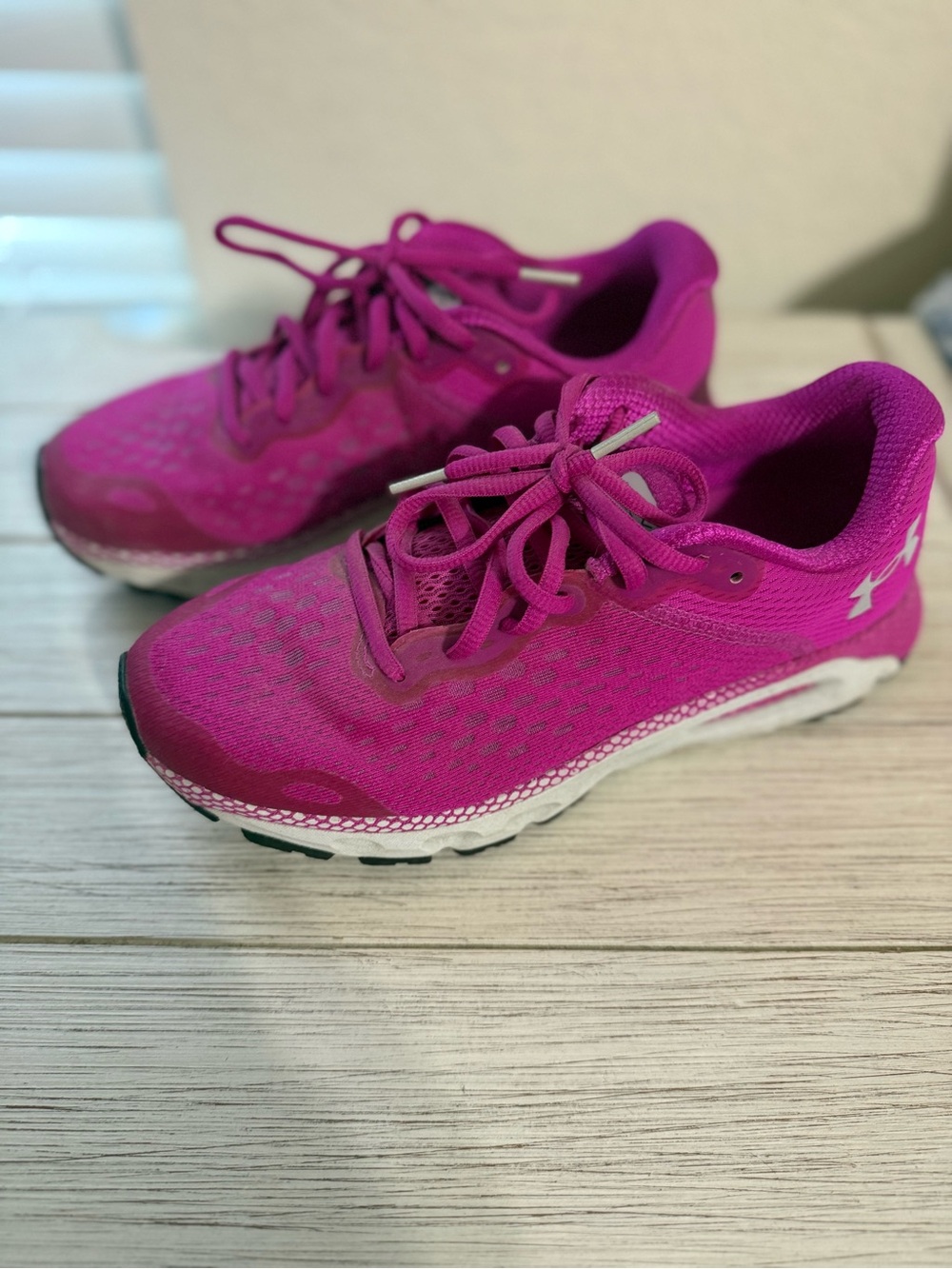 Under Armour Women's Bright Pink Athletic Running Shoes